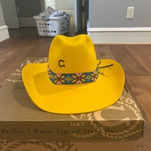 Charlie One Horse gold digger hat size small